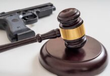 Незаконный оборот оружия