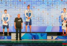 Владислав ВЕЛИЧКО (на фото крайний слева)