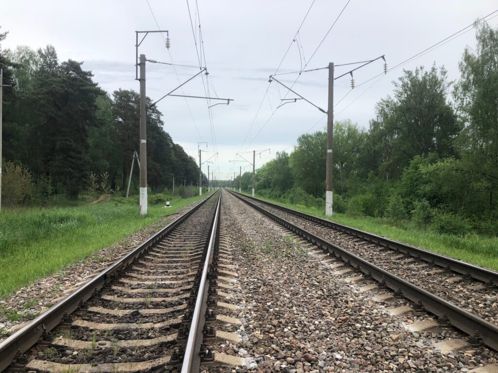 железнодорожные пути