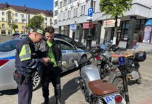 На улицах Борисовщины Госавтоинспекция контролирует соблюдение ПДД водителями мототранспорта