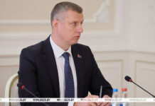 Элементы искусственного интеллекта могут внедрить в Беларуси в работу с обращениями граждан