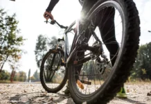 Пользователи вело- и мототранспорта нередко провоцируют ДТП. Размышляем с Ириной Малиновской по этому поводу