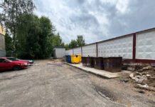 По ул. Чапаева, 9 образовалась свалка? Разобрались в ситуации