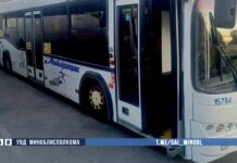 В Борисове в автобусе упала пассажирка