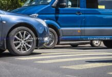 Борисовчанина волнует вопрос парковки и дорожной разметки у одного из предприятий