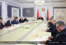 Александр Лукашенко собрал совещание о развитии биофармацевтики