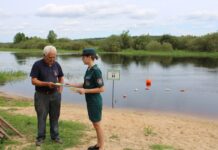 Работники Борисовского горрайотдела по ЧС и ОСВОД провели рейдовые мероприятия по пляжам