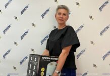 «Для меня это было неожиданно»: победительница рекламной игры от «Адзiнства» получила свой приз в редакции