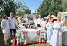 В рамках фестиваля «Несвижская фортеция» три пары из Борисовского района примут участие в традиционном балу