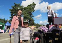 На любой вкус и кошелек: в Борисове проходит школьная ярмарка