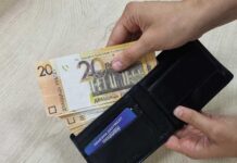 По требованию прокуратуры Борисовского района перед работниками частной компании погашена задолженность по зарплате