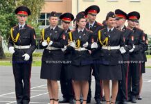 Борисовское кадетское училище Минской области пополнили 48 юношей и девушек. Фоторепортаж с линейки