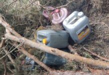 Житель Борисовского района перевозил в машине 200 литров окрашенного дизельного топлива