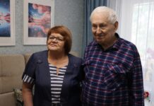 В Борисове супружеская пара, получившая белорусское гражданство, торжественно принесла присягу