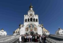 Доброй традицией в Борисовском роддоме стало посвящать молодых специалистов в профессию