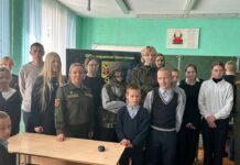 Открытые уроки для школьников провели военнослужащие группы артиллерии столичной механизированной бригады