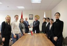 Делегация БНТУ с эстафетой юбилейного огня посетила ООО «КФ-Авто»