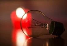 Электроэнергия может нанести непоправимый вред здоровью человека. О важности соблюдения мер предосторожности