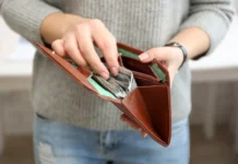 Обменять валюту станет проще: в Беларуси смягчают требования к платежеспособности банкнот