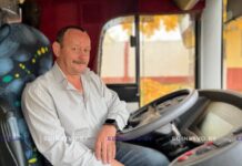 Жизнь по маршруту. Андрей Попришко 30 лет за рулем автобуса