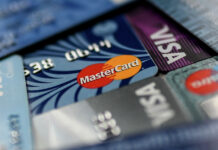 Для защиты от мошенников: Беларусбанк вводит новые ограничения по некоторым операциям с платежными картами