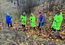 Республиканский субботник на Борисовщине. Руководство района, медработники, коммунальщики и молодежь работали на «Батареях»