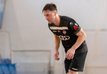 Артем Зуенок сыграет против соперников из Китая