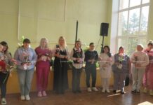 Активистки и многодетные работницы Борисовской больницы №2 принимали поздравления с Днем матери