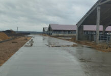 По результатам проверки КГК недобросовестная фирма-подрядчик отстранена от строительства молочно-товарного комплекса. Возбуждено уголовное дело