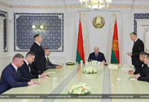 Президент Беларуси Александр Лукашенко рассмотрел кадровые вопросы