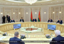 Встреча Президента Беларуси Александра Лукашенко с губернатором Ярославской области России Михаилом Евраевым