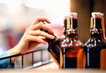 Из дачного дома борисовчанки украли несколько бутылок алкоголя. Возбуждено уголовное дело