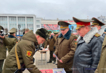 Привет, войска! На центральной площади Борисова прошла присяга воинских частей Северо-западного оперативного командования