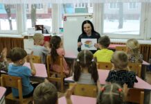 Задача взрослых —  научить детей правилам безопасности