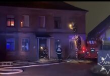 Работники МЧС спасли трех человек на пожаре в Борисове