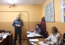 Труженикам села Борисовского района о пожарной безопасности напомнили спасатели