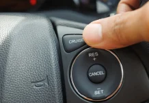 ГАИ призвала белорусов временно отказаться от системы круиз-контроль