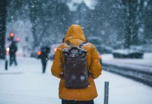 Холода – не помеха. Соцслужбы Минщины оказывают помощь нуждающимся