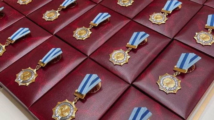 Орденом Матери награждены 203 жительницы всех областей и Минска. Среди них — две борисовчанки