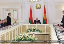 В фокусе — Витебская область. Александр Лукашенко собрал совещание