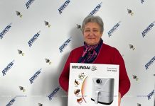 Победитель рекламной игры «Испытай удачу» забрал приз в редакции