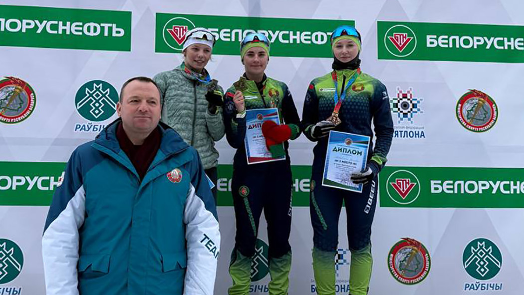 Биатлон: Валерия Вечерская — третья в масстарте