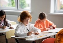 42% школ Беларуси преподают на белорусском языке: итоги и инициативы Министерства образования