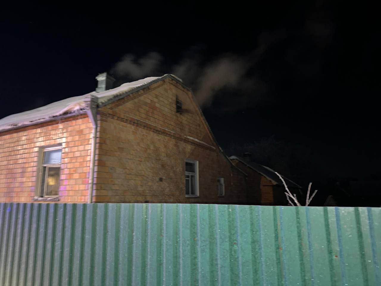 Младший сержант 72-го ОУЦ Владислав Авдейчук спас женщину на пожаре