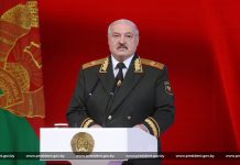 Президент Беларуси Александр Лукашенко поздравил соотечественников, ветеранов и военнослужащих с Днем защитников Отечества и Вооруженных Сил