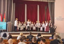 Сердце страны – в женских руках. Праздничный концерт прошел в строительном колледже