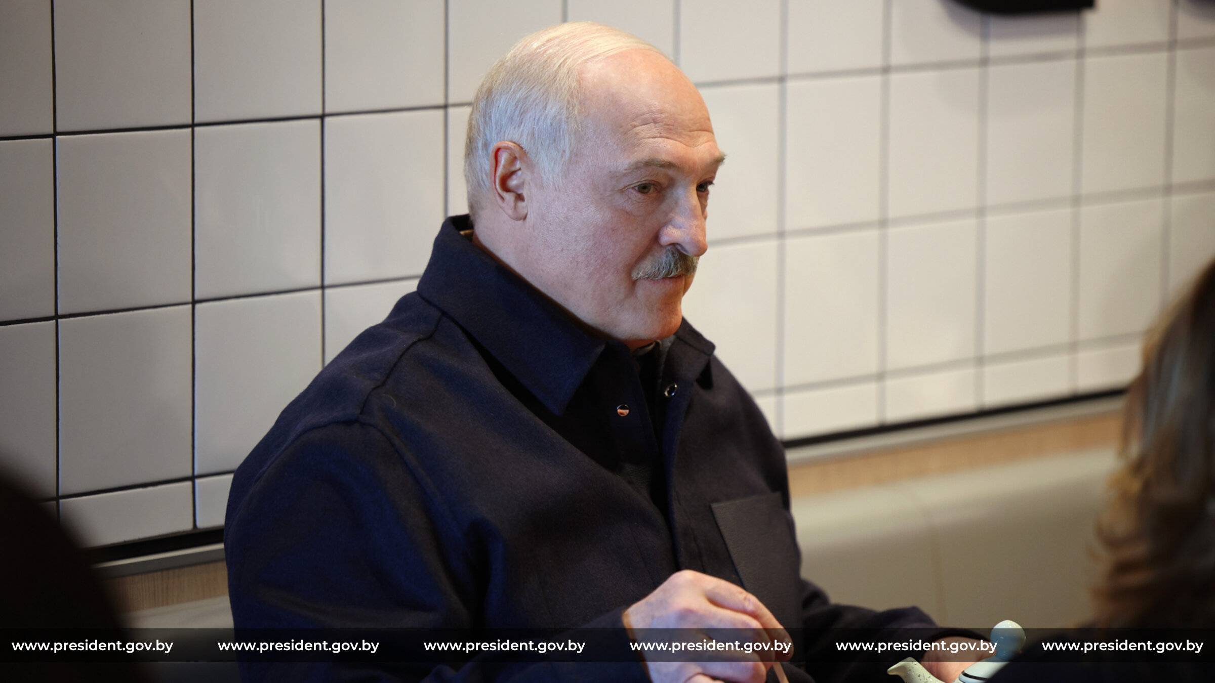 Александр Лукашенко 8 марта посетил один из ресторанов сети «Мак.бай»