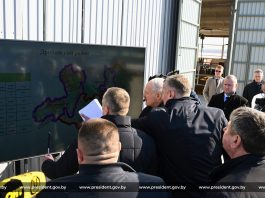 Вторым пунктом маршрута Главы государства в ходе рабочей поездки в Дрибинский район стал МТК ОАО «Трилесино-агро»