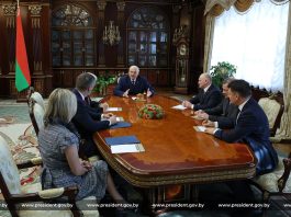 Переговоры с американской делегацией во главе со спецпосланником США Джоном Коулом Переговоры с американской делегацией во главе со спецпосланником США Джоном Коулом