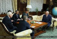 Президент встретился с губернатором Чукотского автономного округа Владиславом Кузнецовым